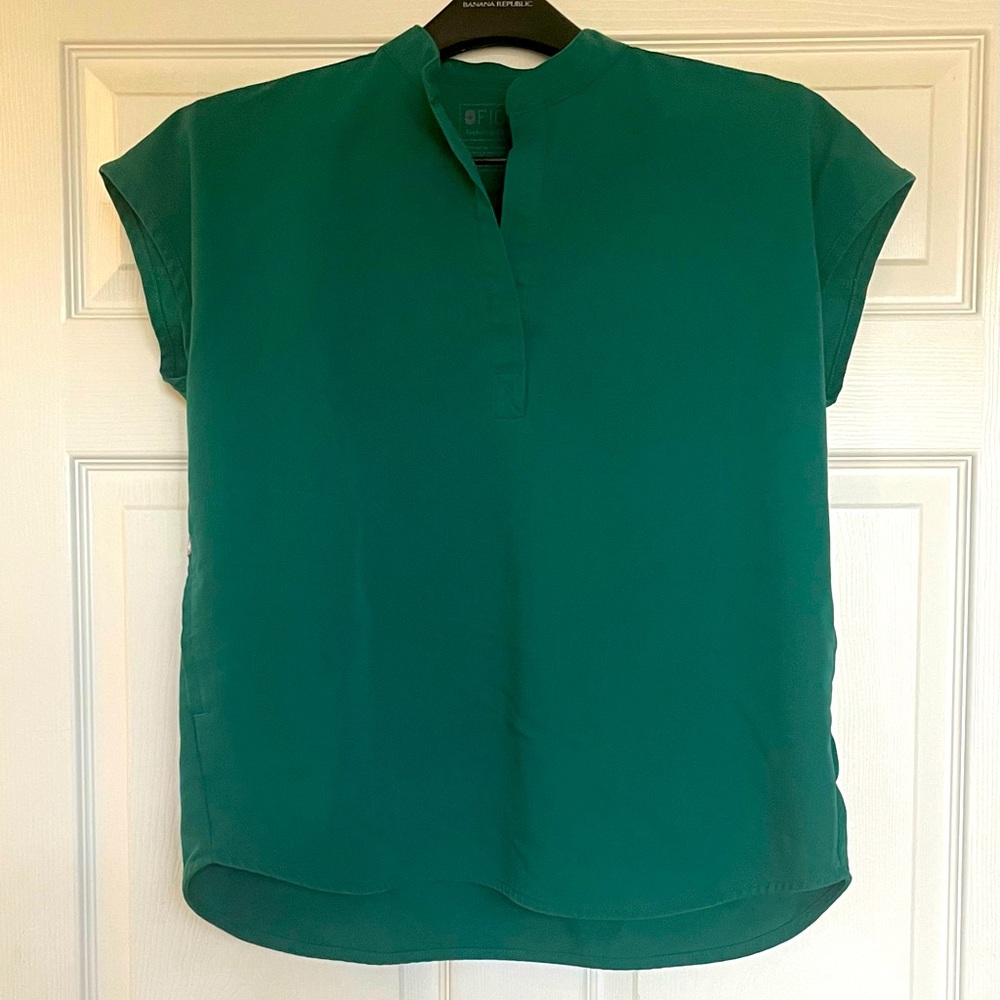 Figs Rafaela oversized scrub top